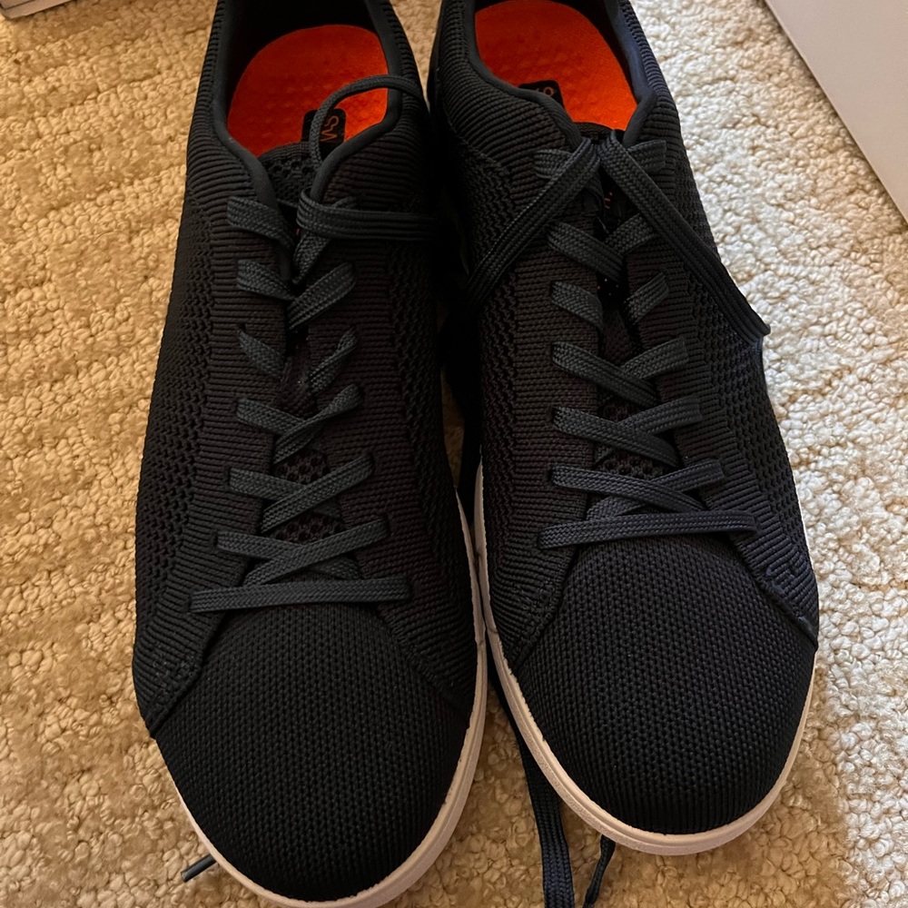 Swims tennis knit nwt navy 11.5